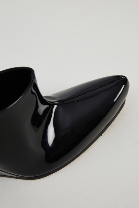 Scarpe con zeppa in vernice Intrend - 3