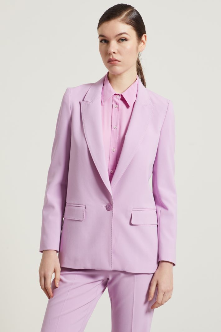 Blazer rifinito a puntino