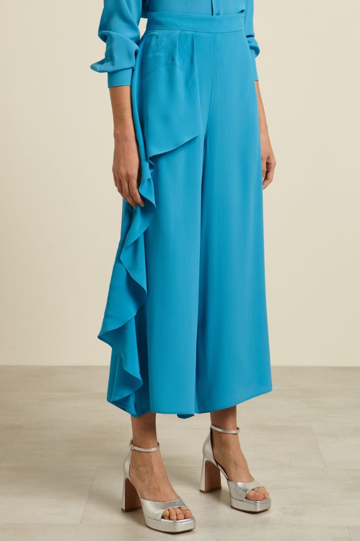 Pantaloni con volant