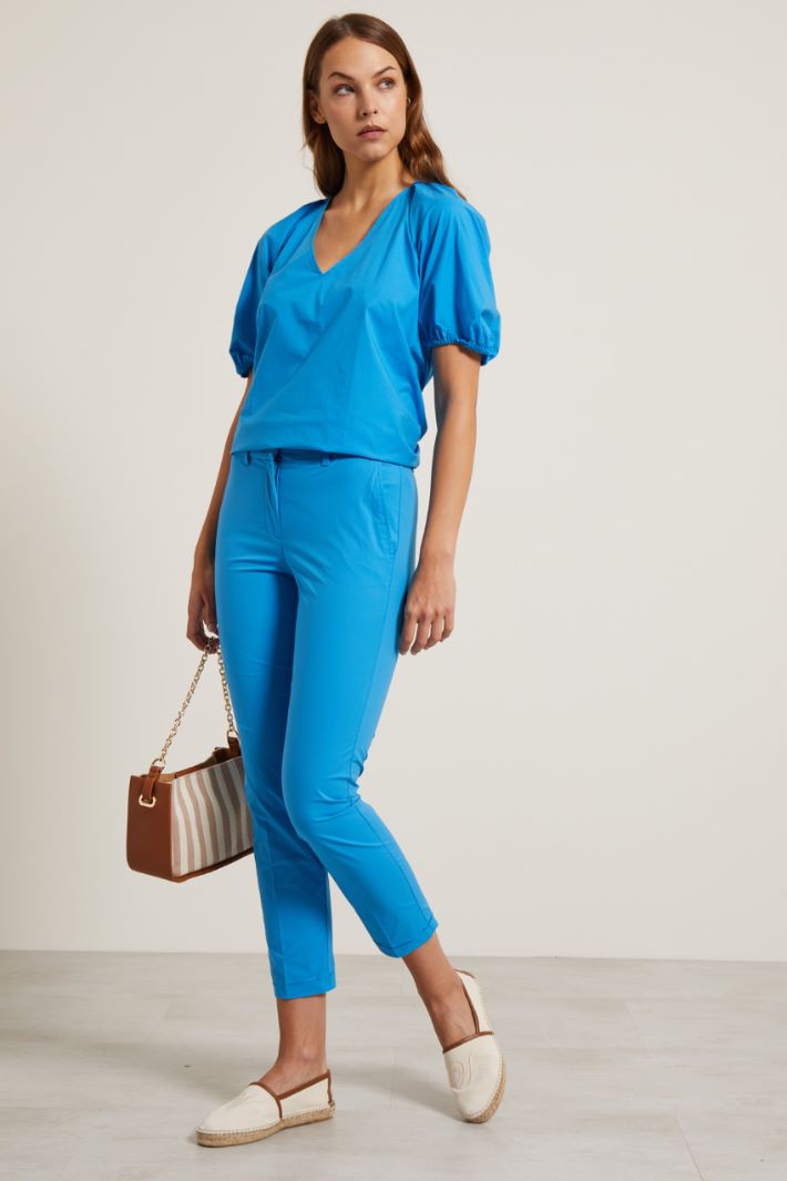 Pantaloni con risvolti Intrend