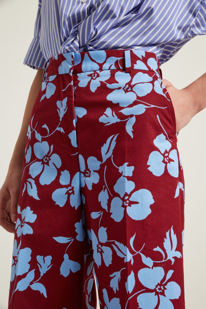 Pantaloni in faille stampato