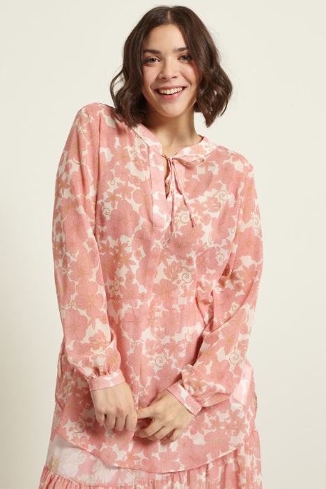 Blusa in georgette Intrend