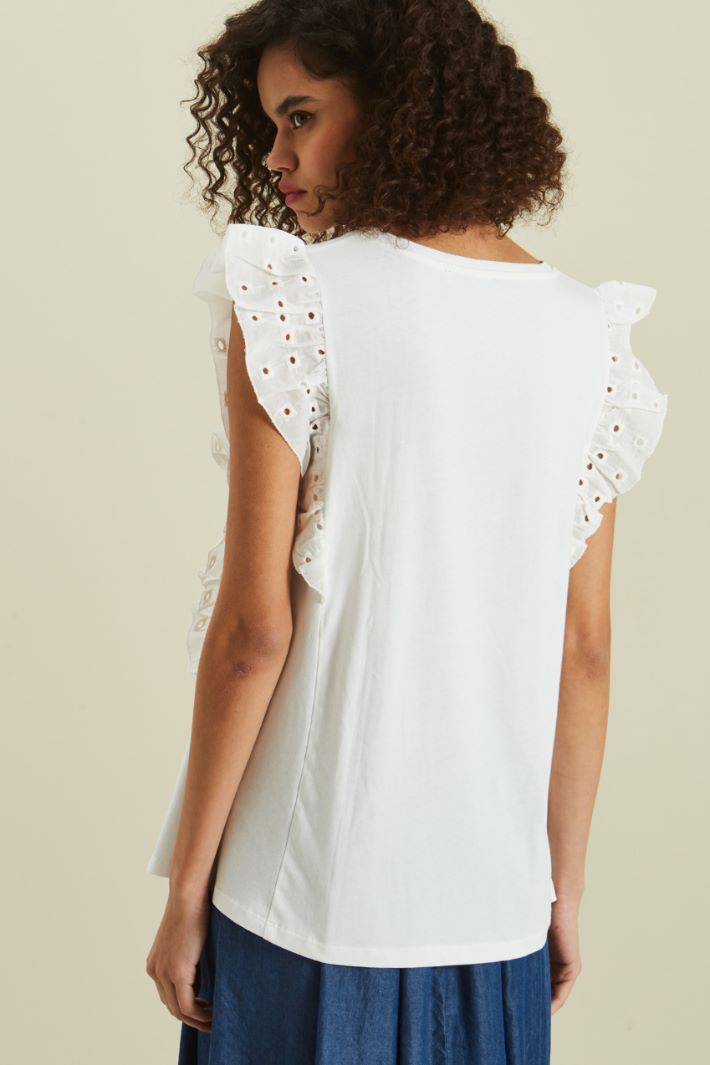 Ruffle T-shirt Intrend