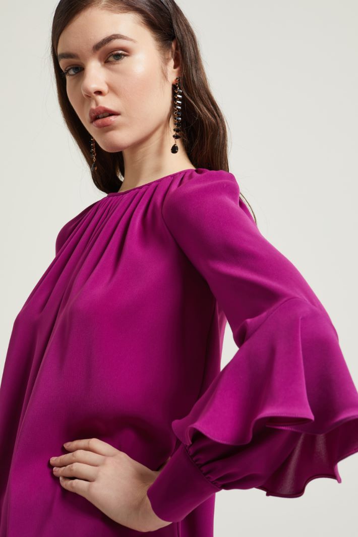 Blusa con volant