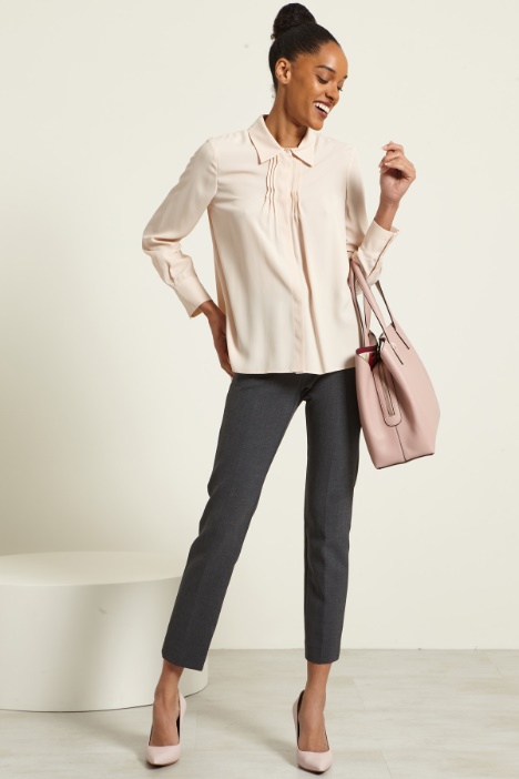 Camicia con pieghe cucite Intrend