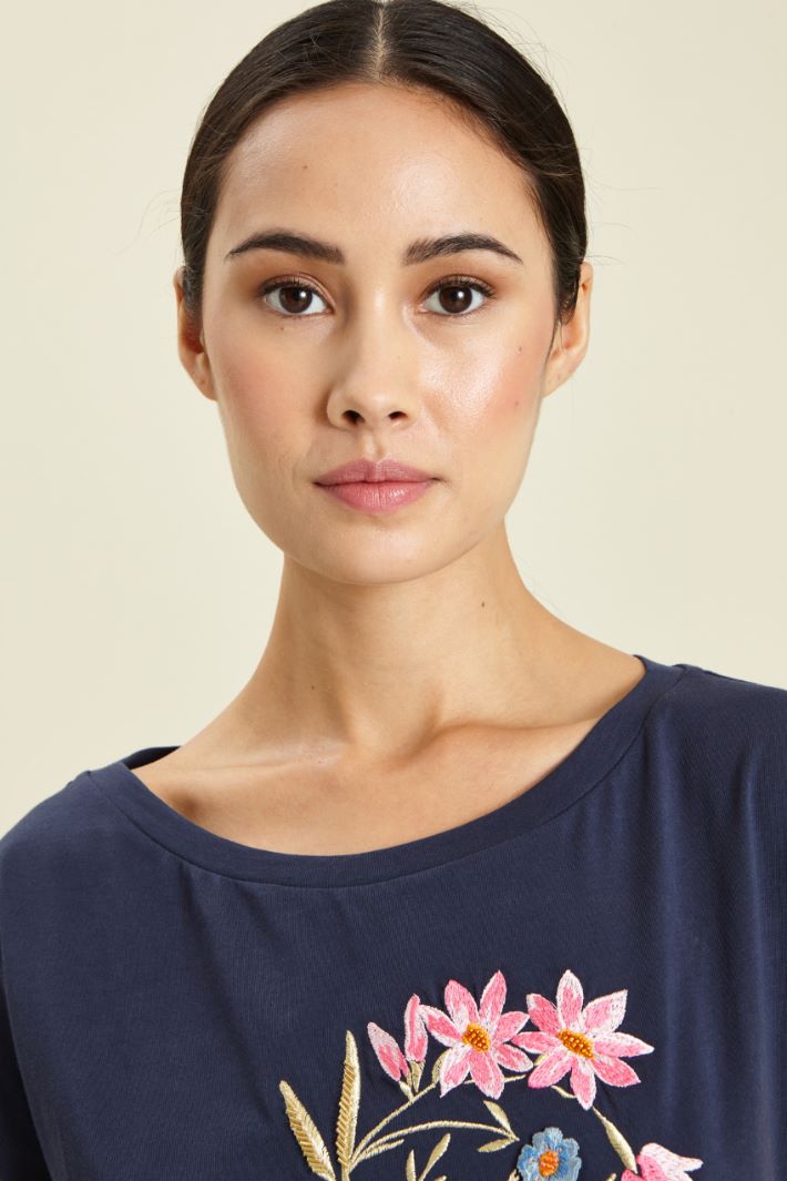 Embroidered cotton T-shirt Intrend