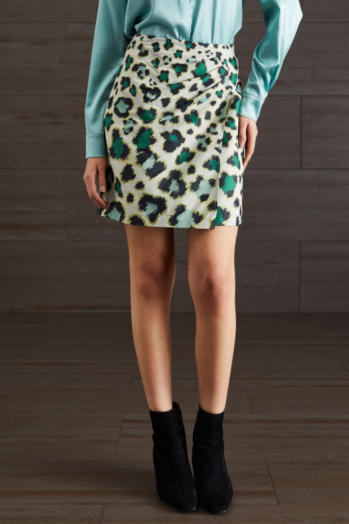 Printed mini skirt Intrend - 3