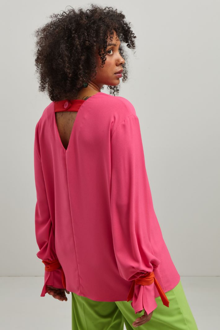 Blusa in crépe de chine Intrend - 4