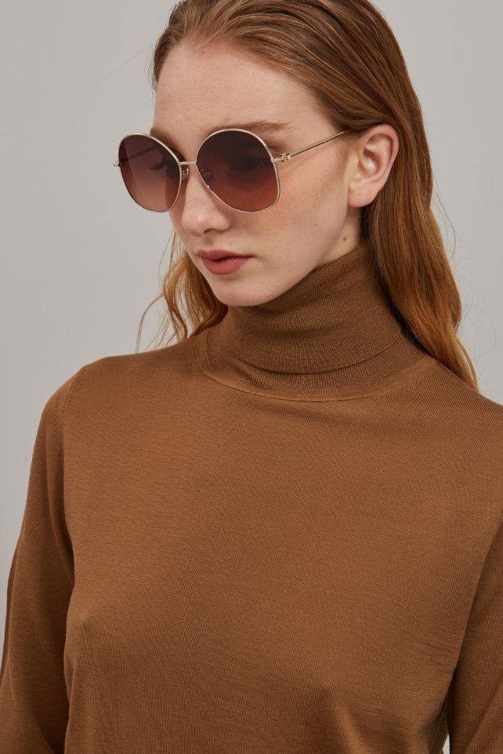 Oversized sunglasses Intrend