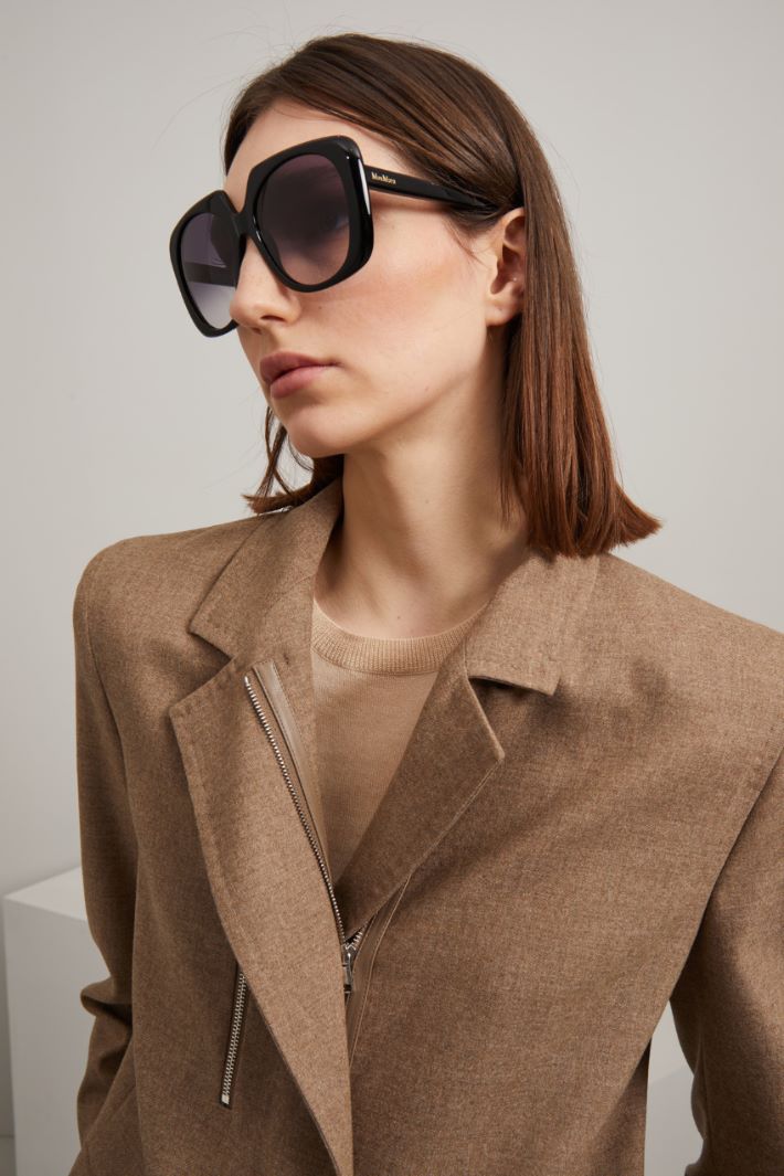 Oversized sunglasses Intrend