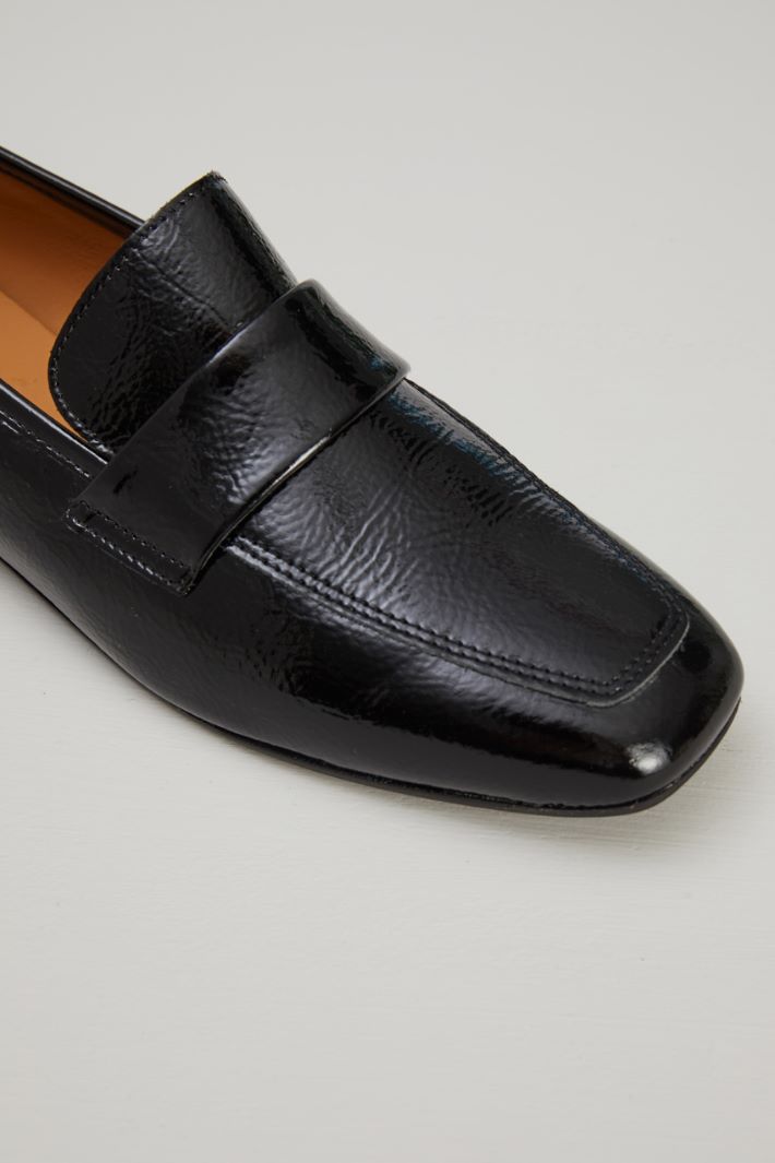 Varnished loafers Intrend - 4