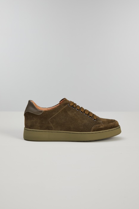 Suede sneakers Intrend