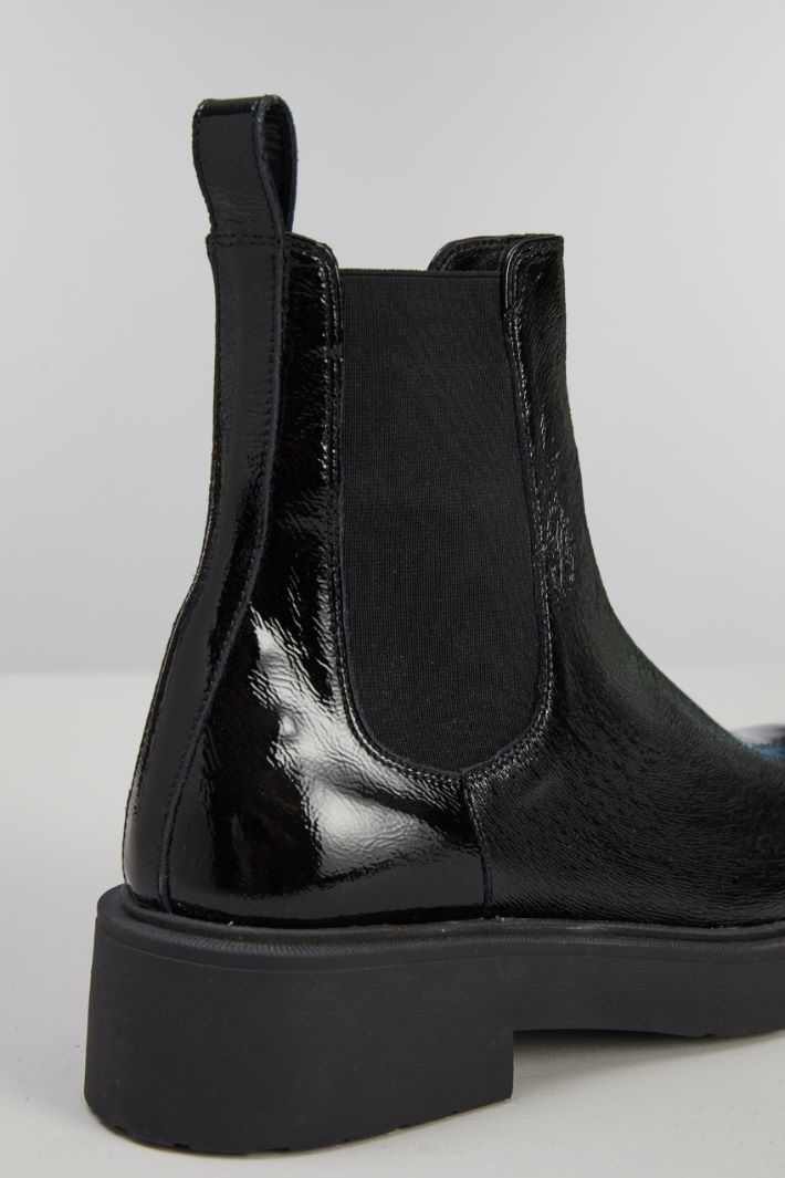 Patent leather boots Intrend - 4