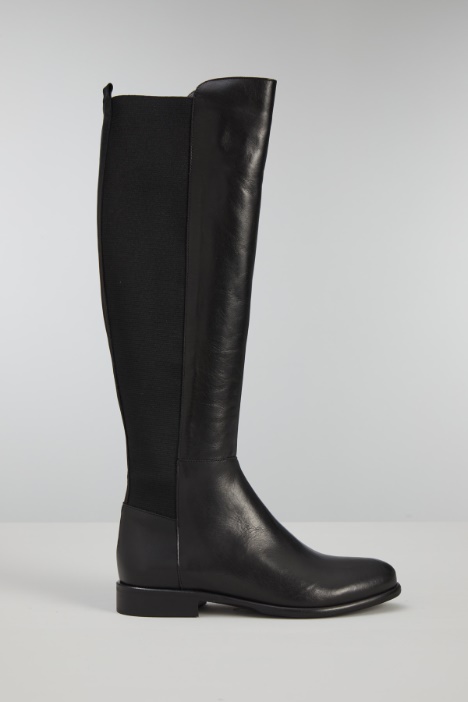 High leather boots Intrend