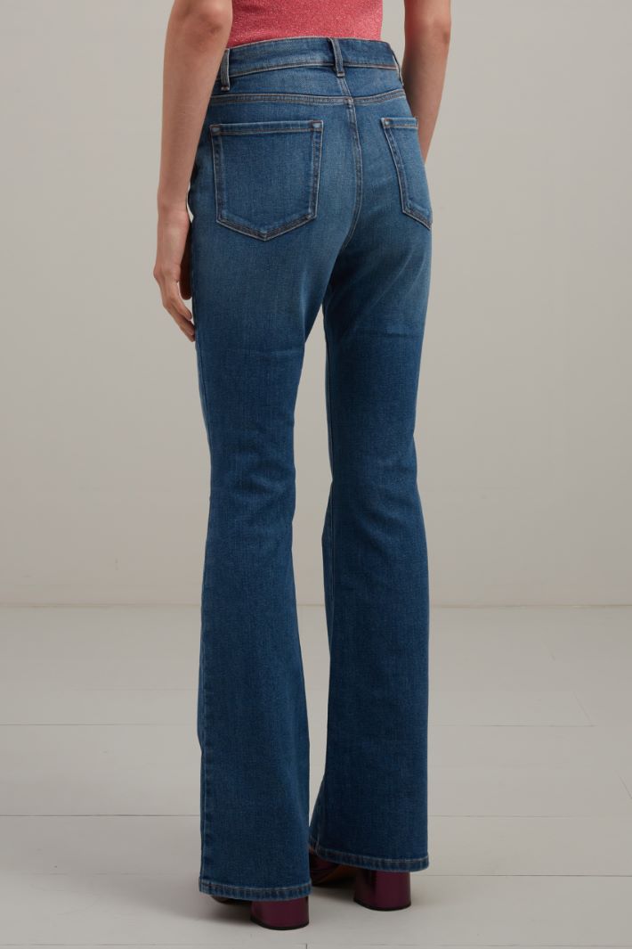 Jeans flare in denim di cotone Intrend - 4