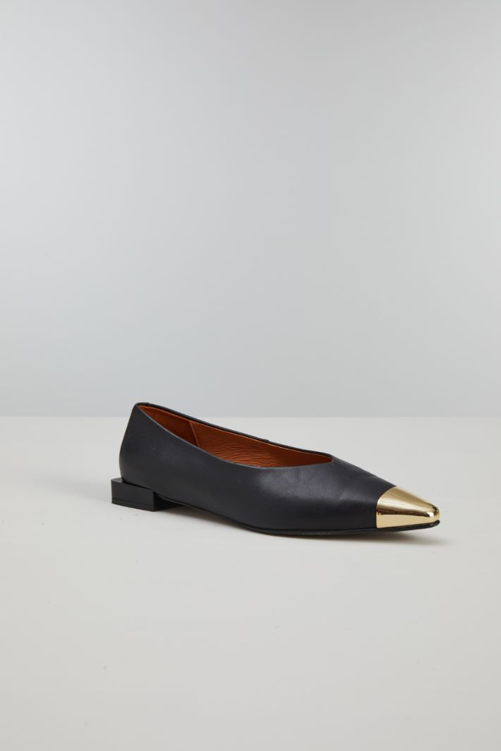 Pointed toe ballerinas Intrend - 2