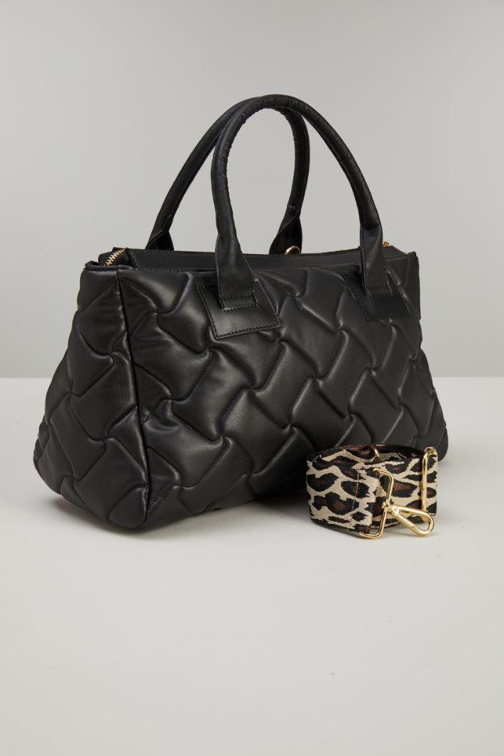 Quilted faux leather bag Intrend - 3