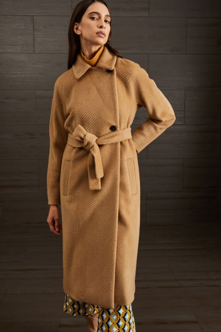 Coat with belt Intrend - 3