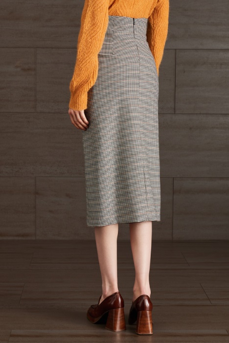 Gonna a tubo con spacco