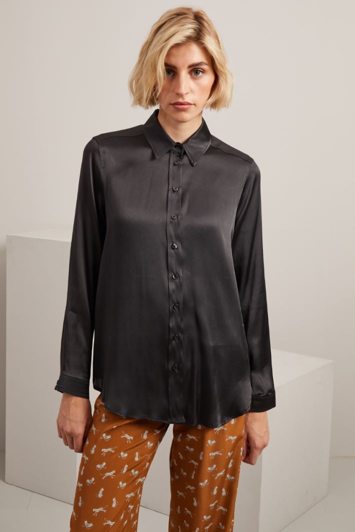 Satin shirt Intrend - 2