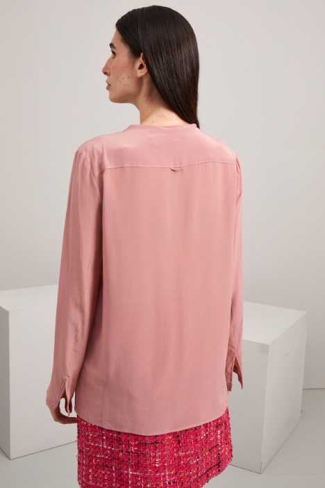 Blusa in crêpe de chine