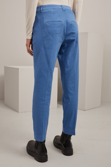 Pantaloni in gabardina