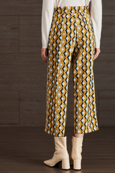 Pantalones acampanados de punto