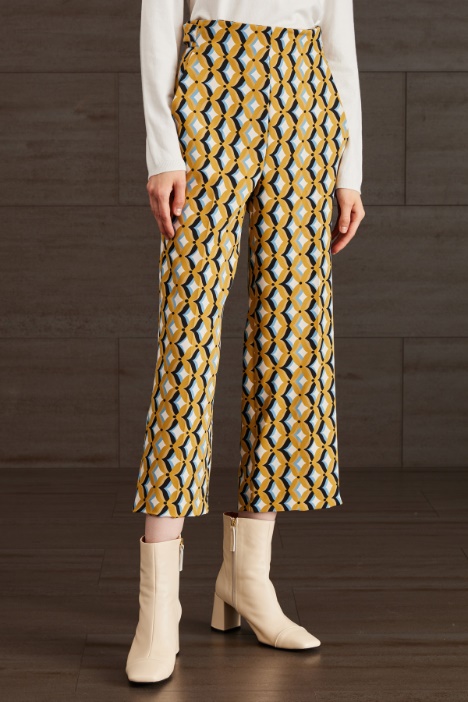 Pantalones acampanados de punto