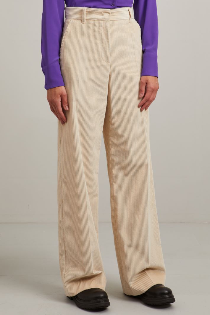 Cotton velvet trousers Intrend - 3