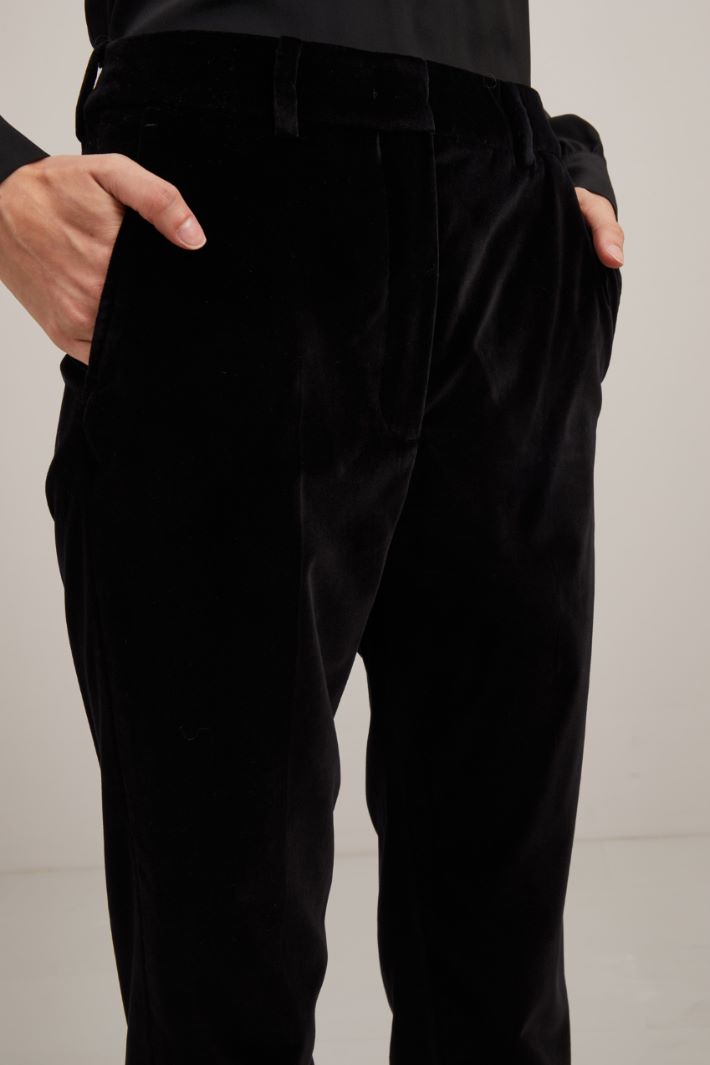 Smooth velvet trousers Intrend - 4