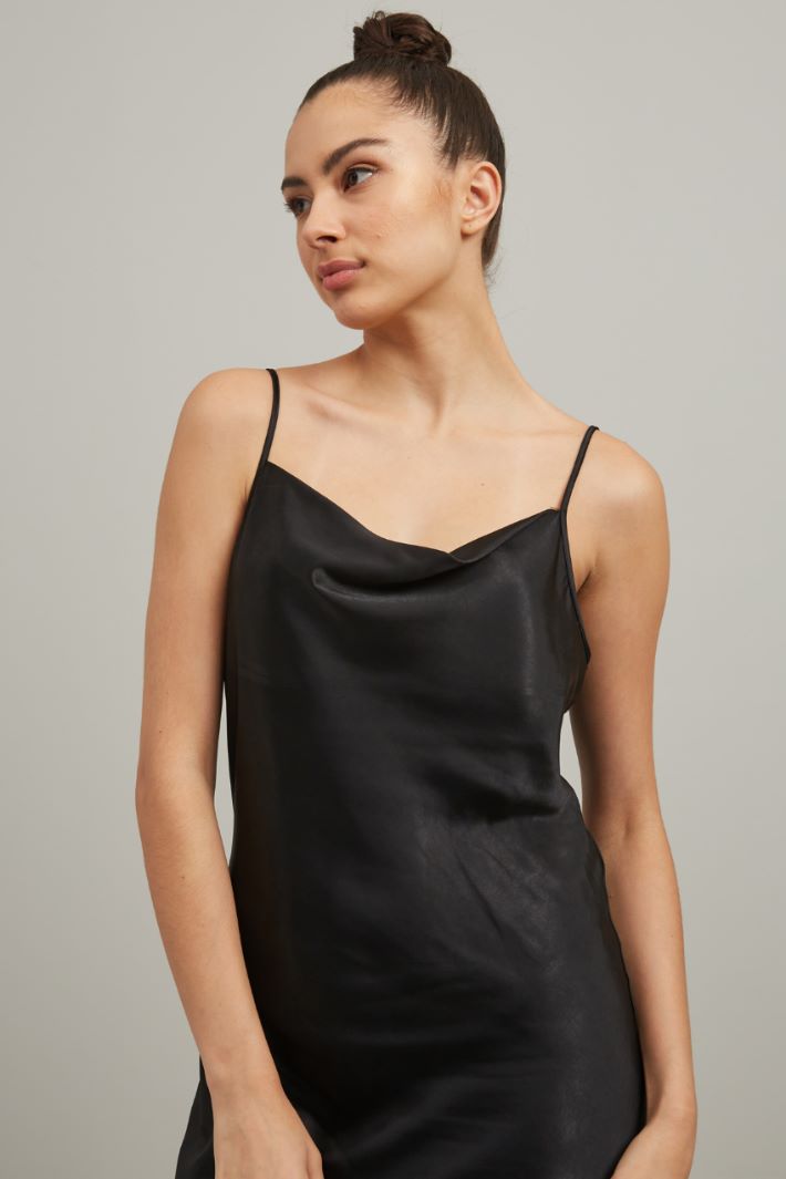 Satin slip dress Intrend - 2