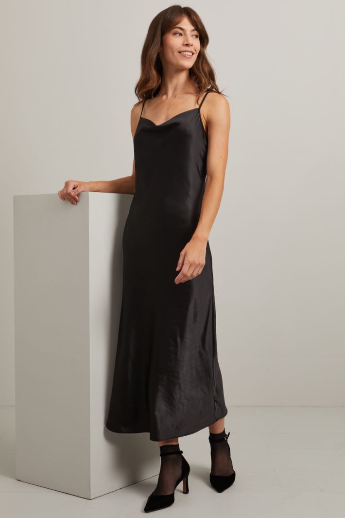 Satin slip dress Intrend - 2