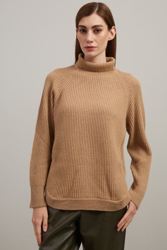 Ribbed turtleneck sweater Intrend - 2