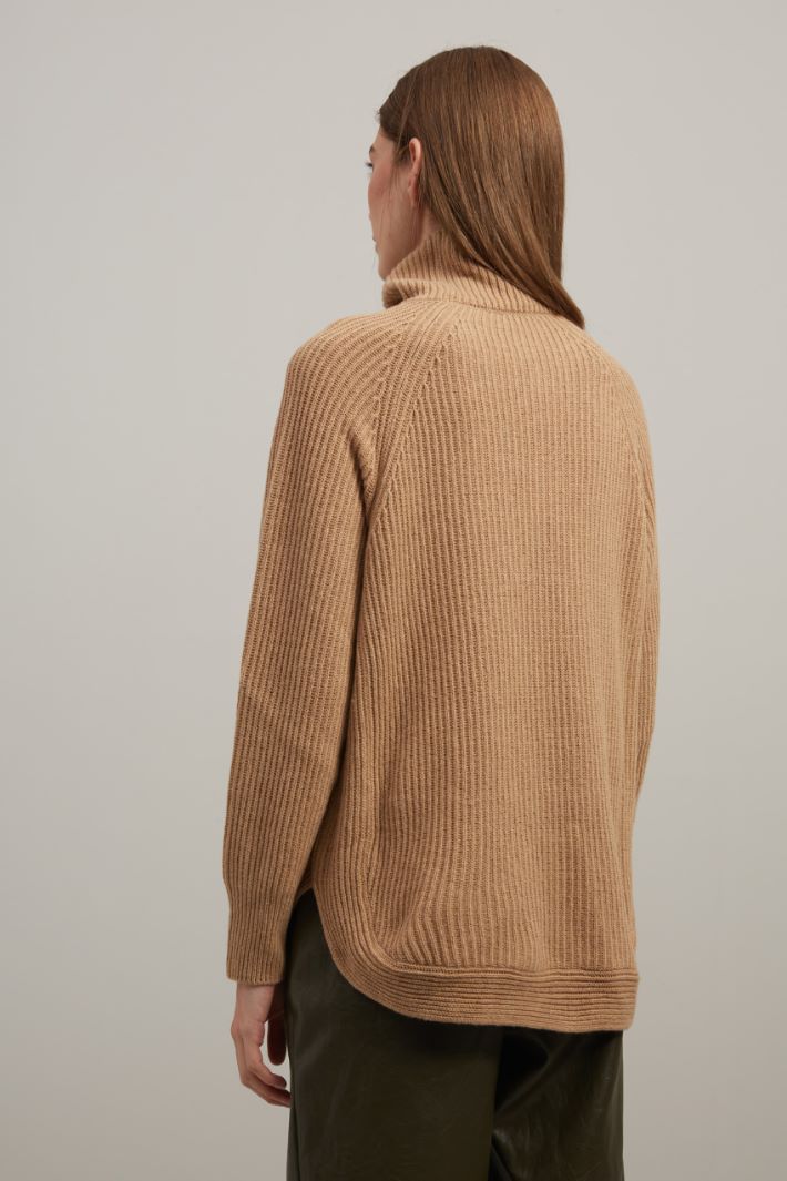 Ribbed turtleneck sweater Intrend - 3