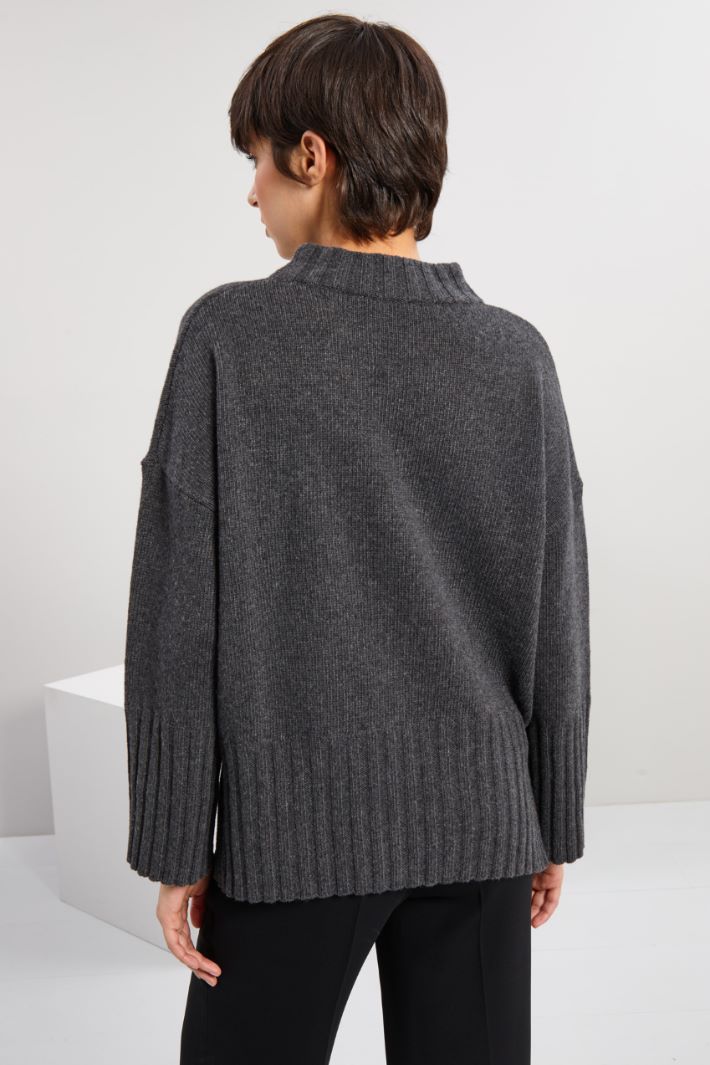 Sweater with slits Intrend - 2