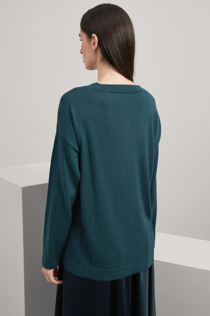 V-neck sweater Intrend - 4