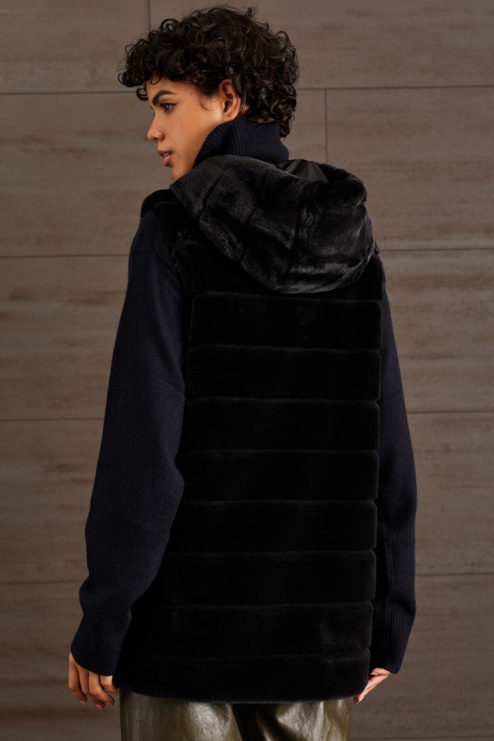 Fur-effect gilet Intrend - 2