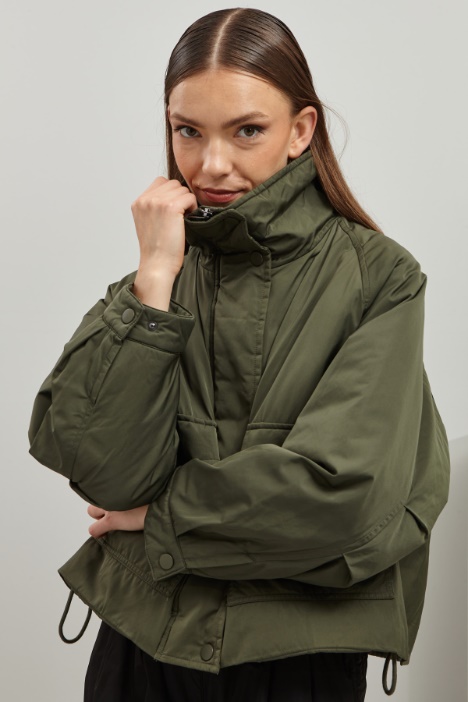 Imbottito corto con collo alto