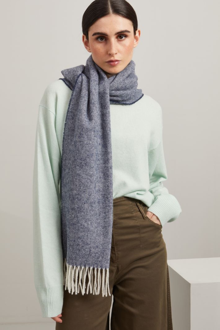 Wool scarf Intrend