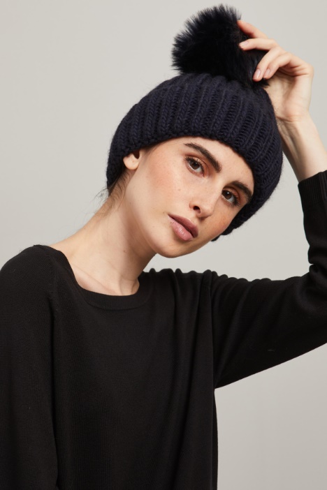 Beanie with pom poms Intrend