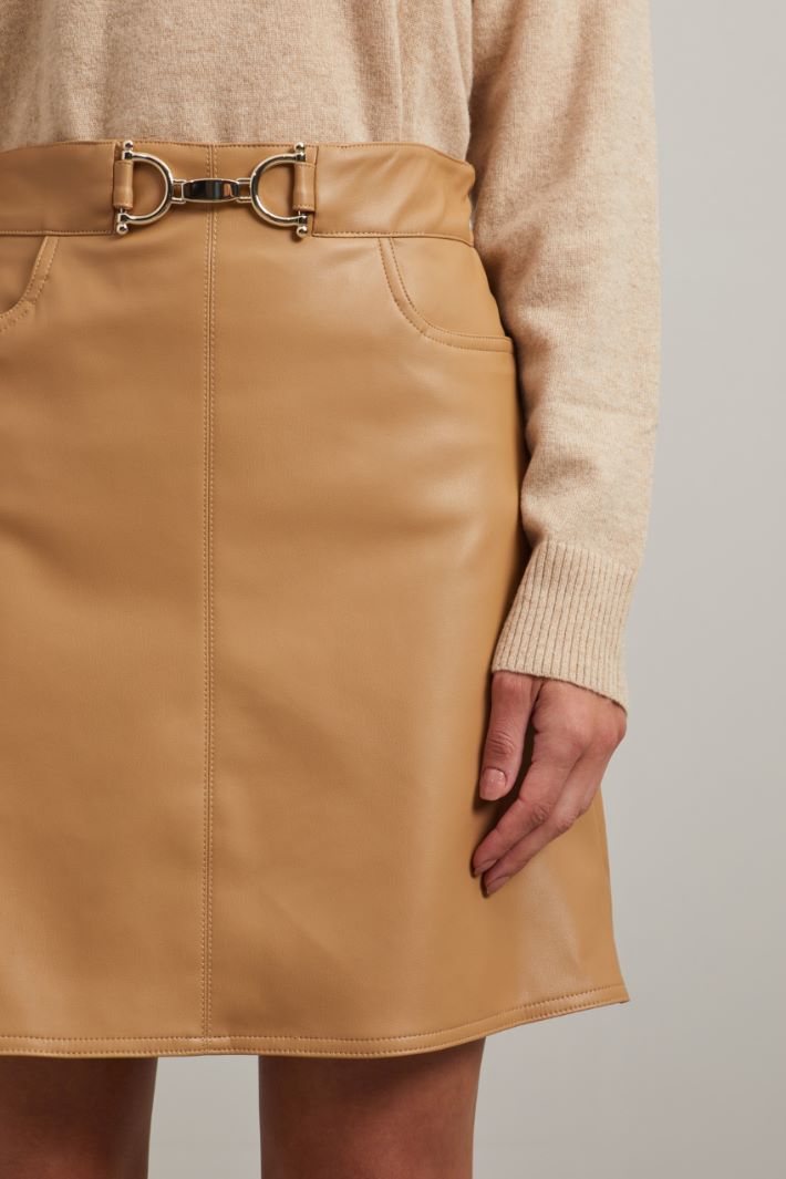 Short faux leather skirt Intrend - 4