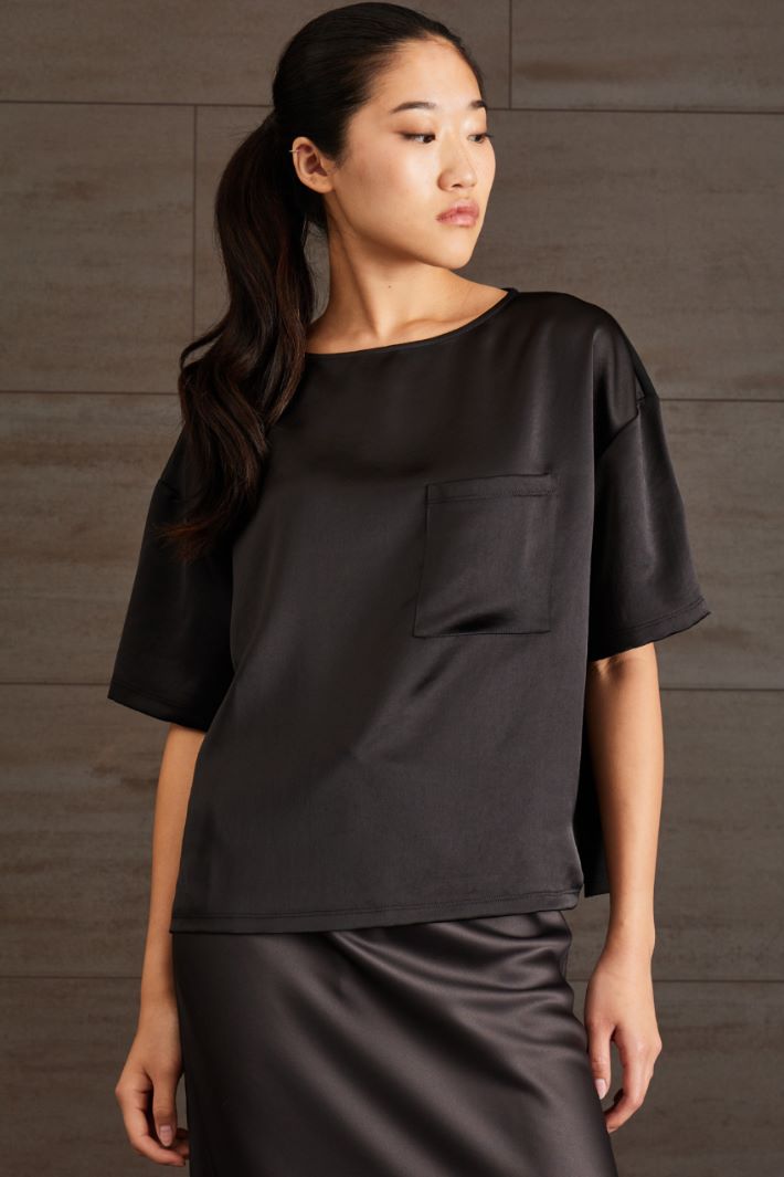 Satin and jersey T-shirt Intrend