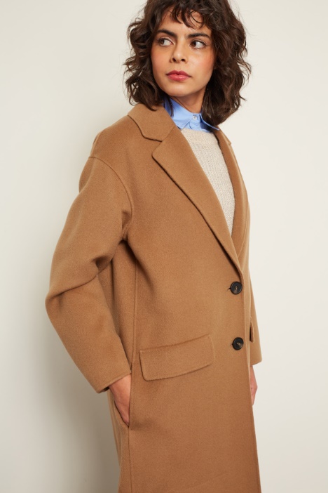 Cappotto con rever piccolo