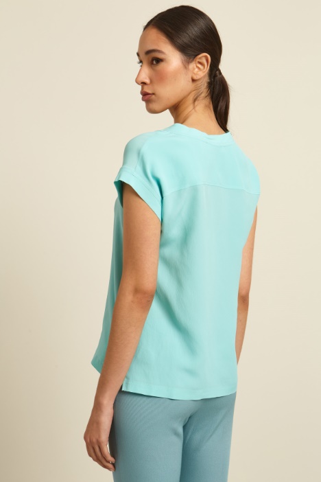 Blusa in crêpe de chine