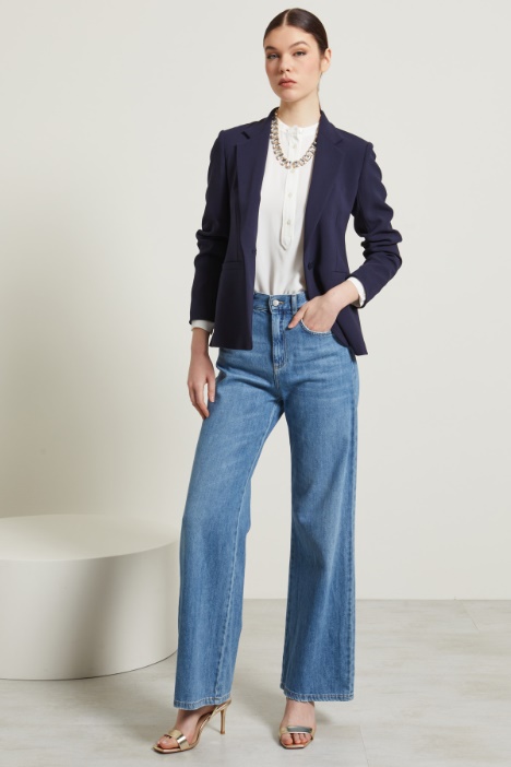 Blusa con collo alla coreana Intrend
