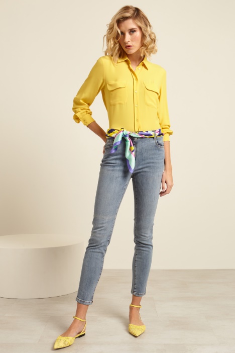 Shirt with patch pockets Intrend