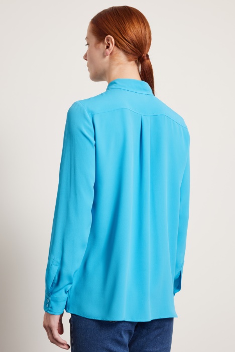 Camicia con tasche applicate