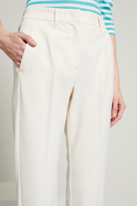 Pantaloni cropped in tela