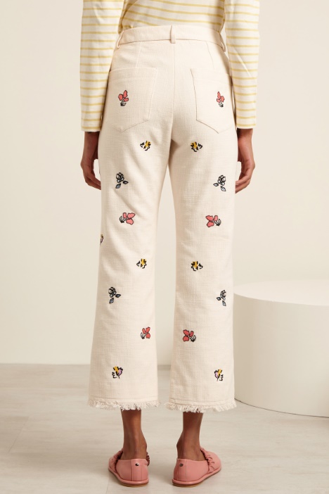 Pantaloni in stuoia ricamati