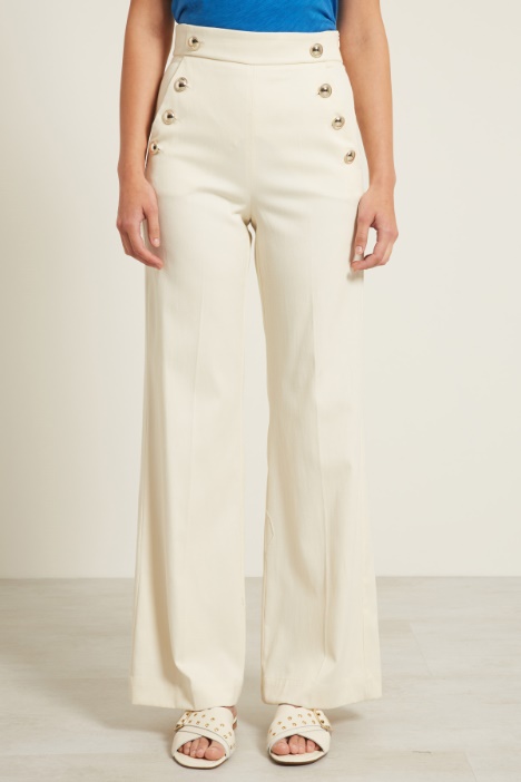 Pantaloni a vita alta